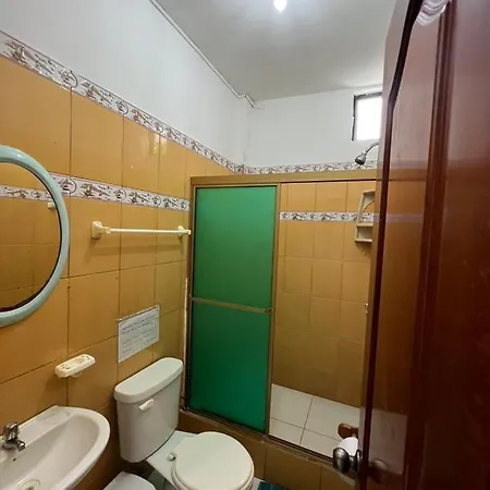 Hostal Brisas Del Mar Puerto Villamil Exterior photo