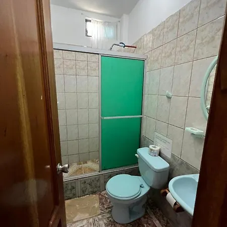 Hostal Brisas Del Mar Puerto Villamil Exterior photo